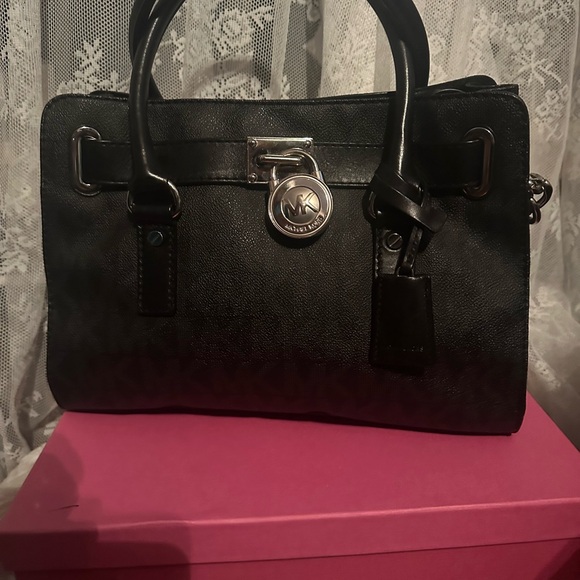 MICHAEL Michael Kors Handbags - Michael Kors. MK small Hamilton.